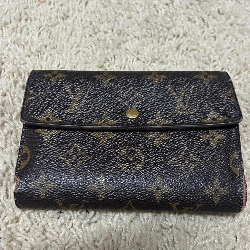Louis Vuitton Porte Tresor Euti Monogram Wallet